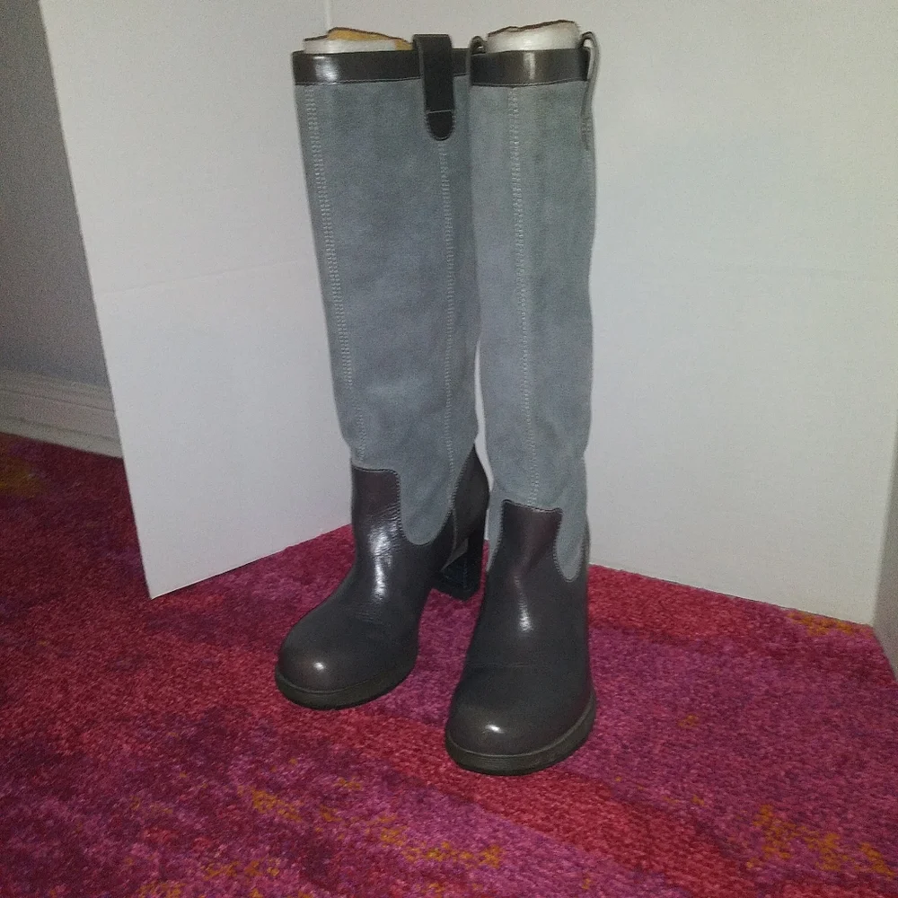 Dr.Marten's "Josie" Boot - Picture 2 of 12